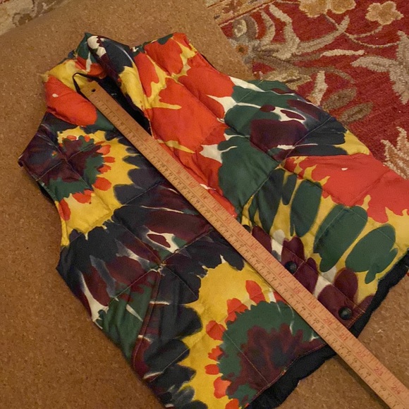 Lands End kids down puffy vest Small 7-8 tie dye swirl color beautiful fun clean - Picture 4 of 7